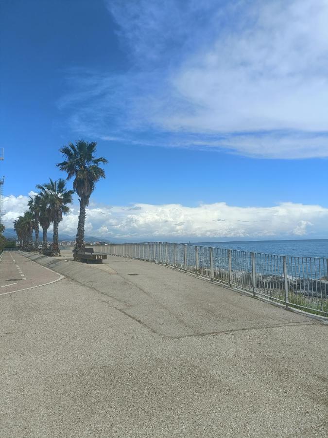 Casa vacanze Savona Exterior foto
